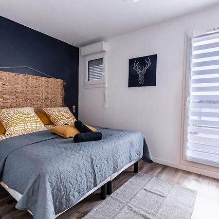 Forest Chic : Maison San Marina Apartment Parmain Luaran gambar