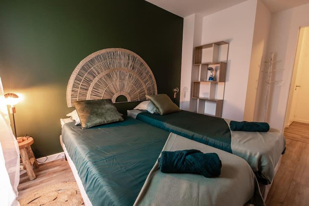 Forest Chic : Maison San Marina Apartment Parmain Luaran gambar